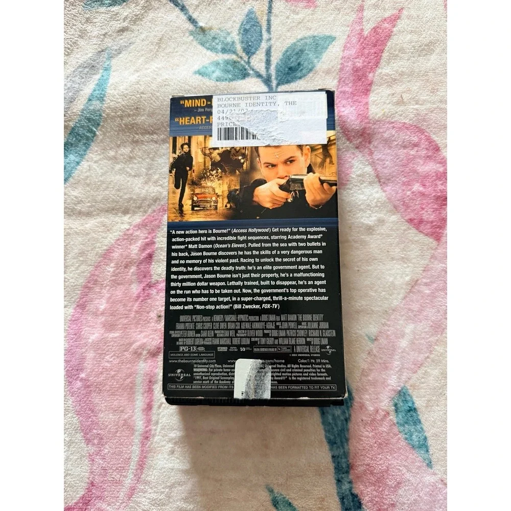 The‎ Bourne identify vhs